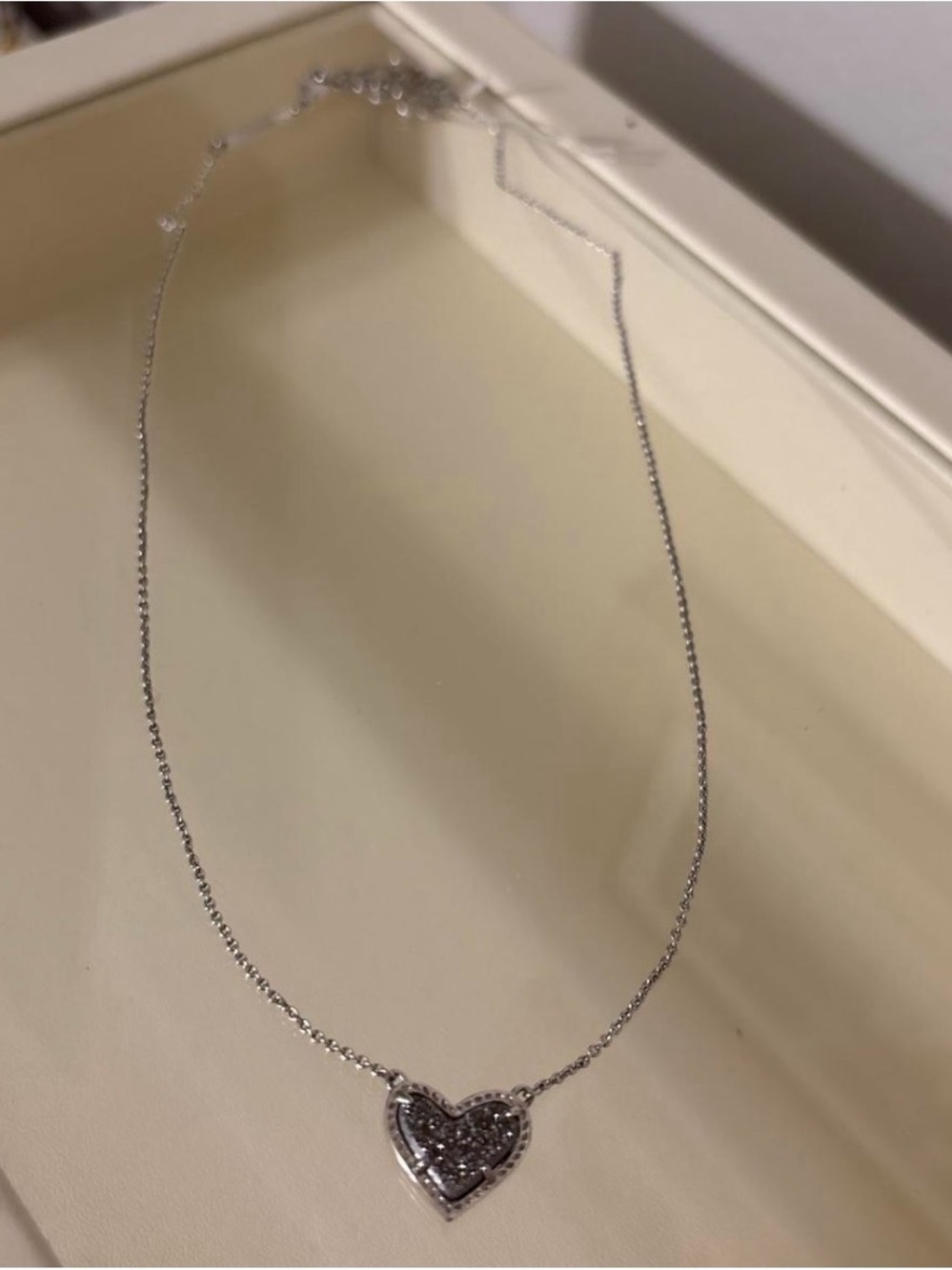 Kendra Ari Heart Pendant Necklace